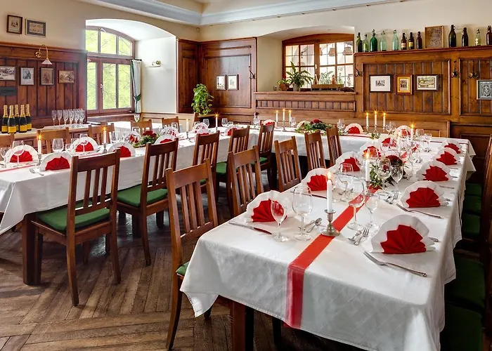 Altstadt- Und Businesshotel Pfaubraeu - Brauereigasthof - Fruehstuecksbuffet - Kostenfreie Radgarage - Hunde Willkommen Hotel 3*
