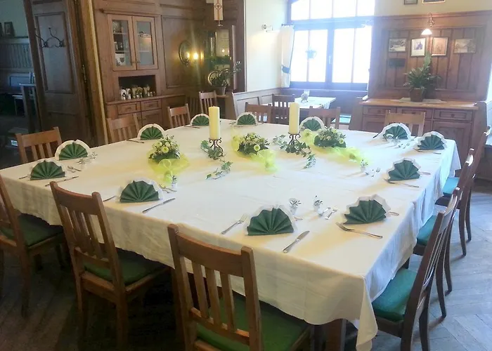 Altstadt- Und Businesshotel Pfaubraeu - Brauereigasthof - Fruehstuecksbuffet - Kostenfreie Radgarage - Hunde Willkommen Hotel 3*