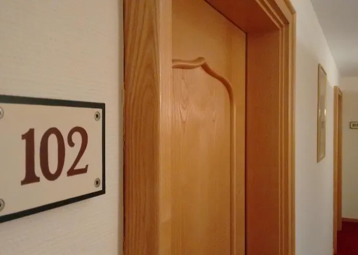 Hotel Altstadt- Und Businesshotel Pfaubraeu - Brauereigasthof - Fruehstuecksbuffet - Kostenfreie Radgarage - Hunde Willkommen 3*