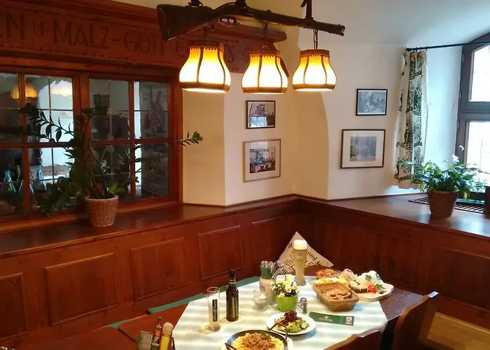 Altstadt- Und Businesshotel Pfaubraeu - Brauereigasthof - Fruehstuecksbuffet - Kostenfreie Radgarage - Hunde Willkommen 3*